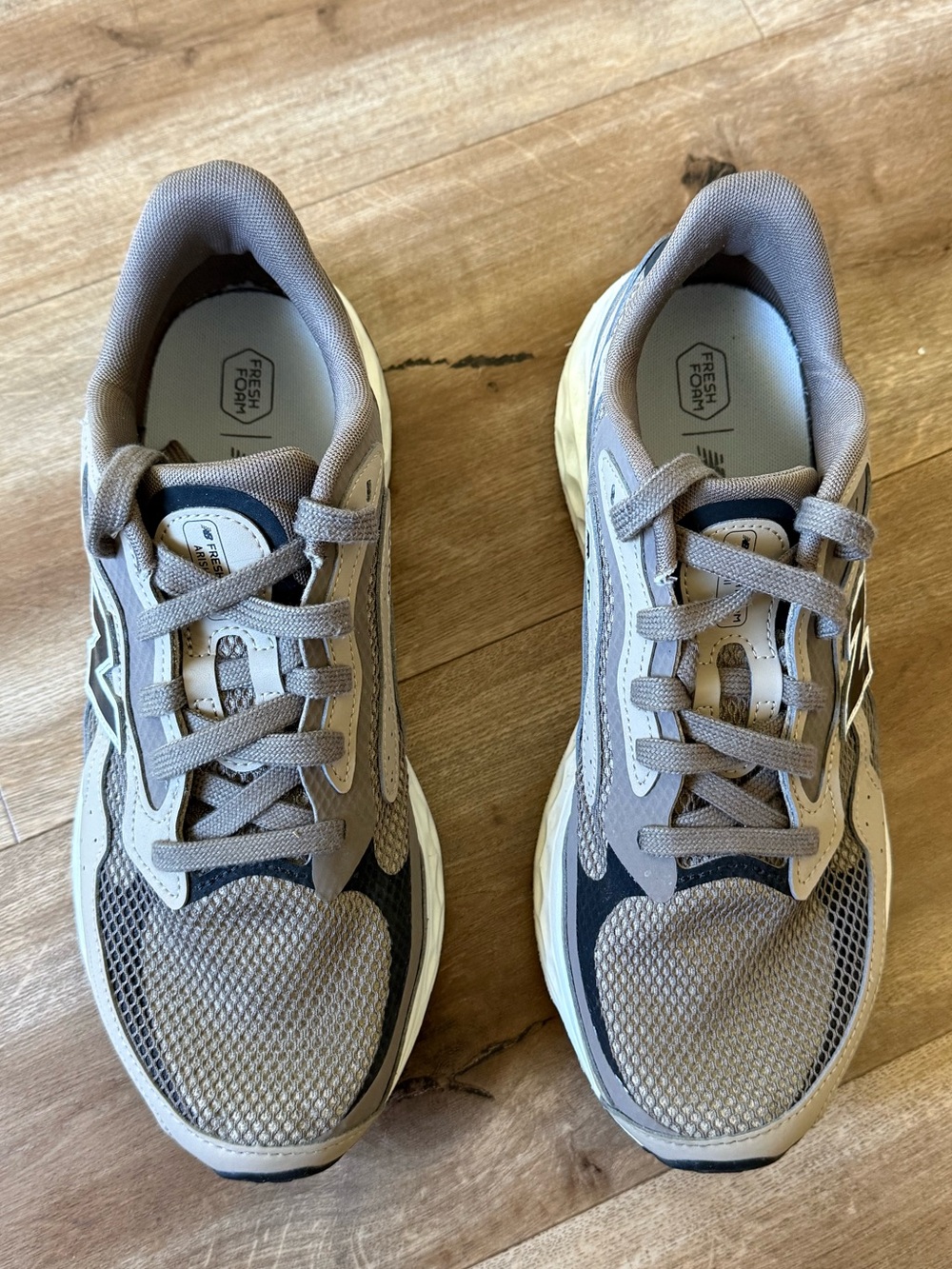New Balance Fresh Foam Arishi TiraLux v4 Running Shoe - Men's, Taupe, sz 10.5 - Picture 3 of 8